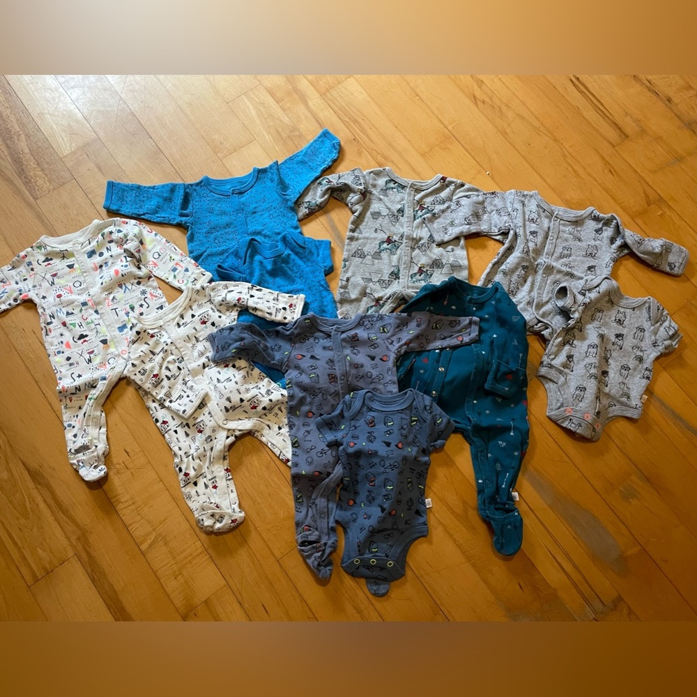Rosie Pope 3-6months baby pyjamas